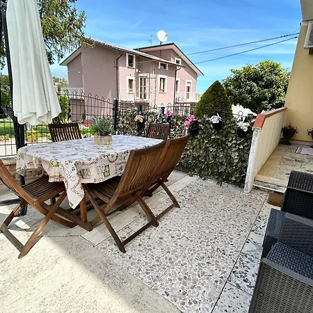 La Lavanda Apartment *