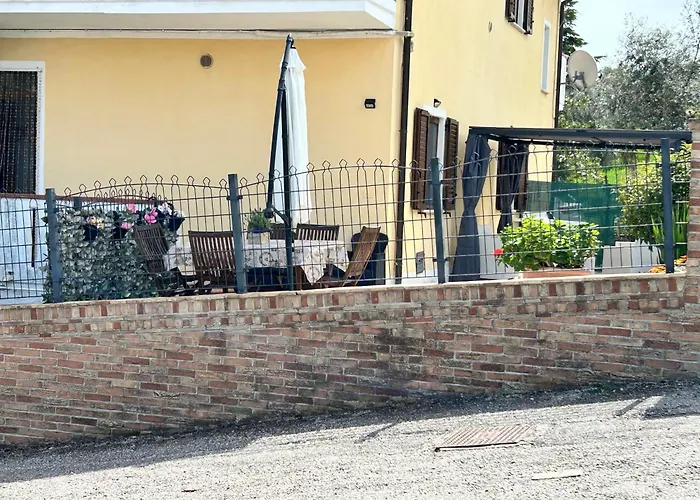 La Lavanda Διαμέρισμα Controguerra